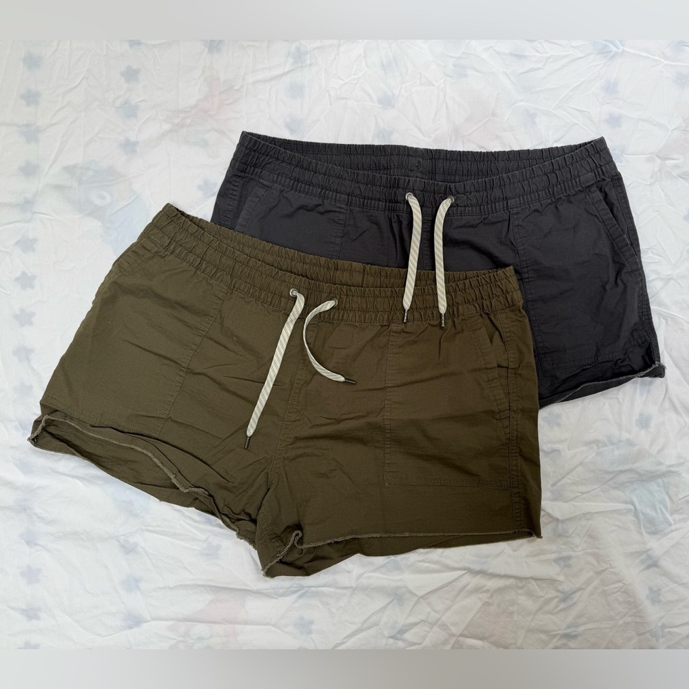 Vuori Women's Athletic Rip Stop Shorts Bundle: Charcoal and Olive - XL